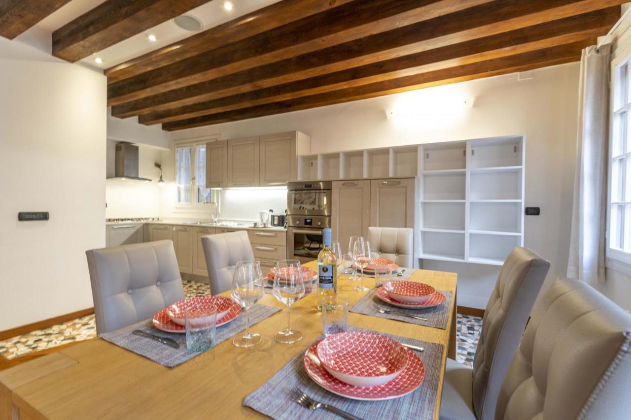 Tolentini Canal View & Terrace By Wonderful Italy Veneza Exterior foto